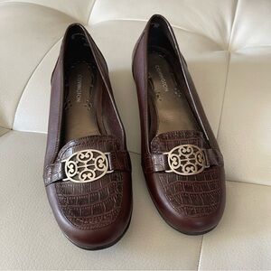 Covington brown flats sylvan size 7 Medium EUC